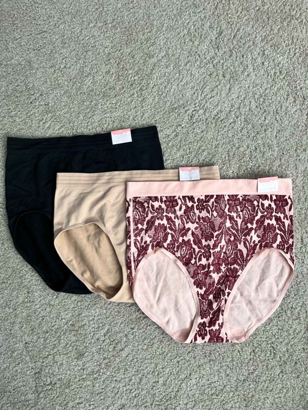 Cacique 3 pair Panties Sz 14/16
